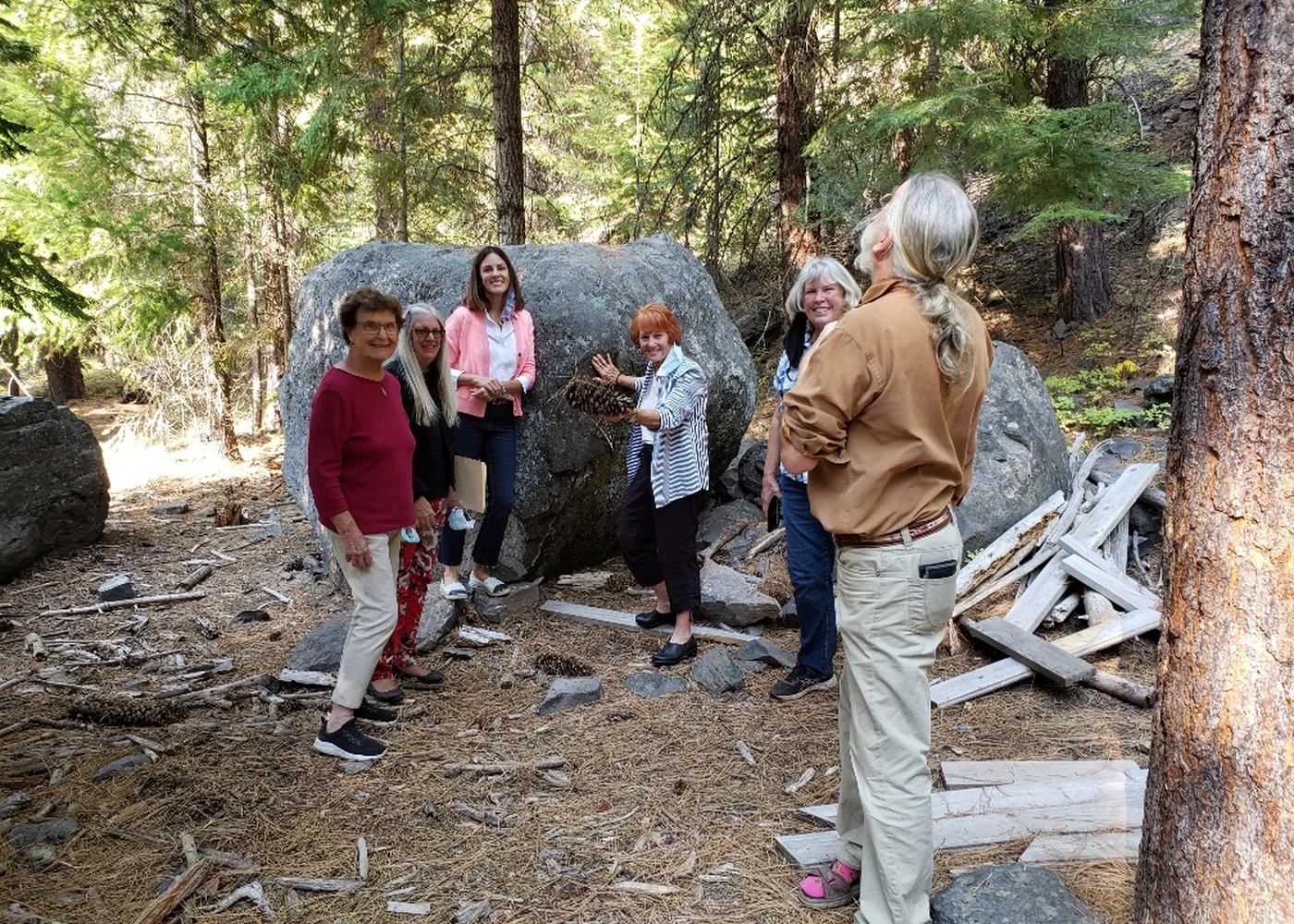 Klamath Outdoor Science School activity